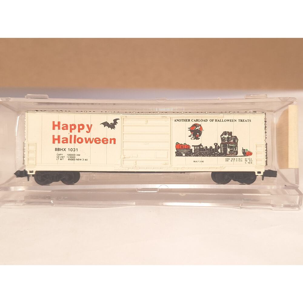 N Scale Bev-Bel Happy Halloween Boxcar BBHX 1031 Life-Like 50' Sliding Door